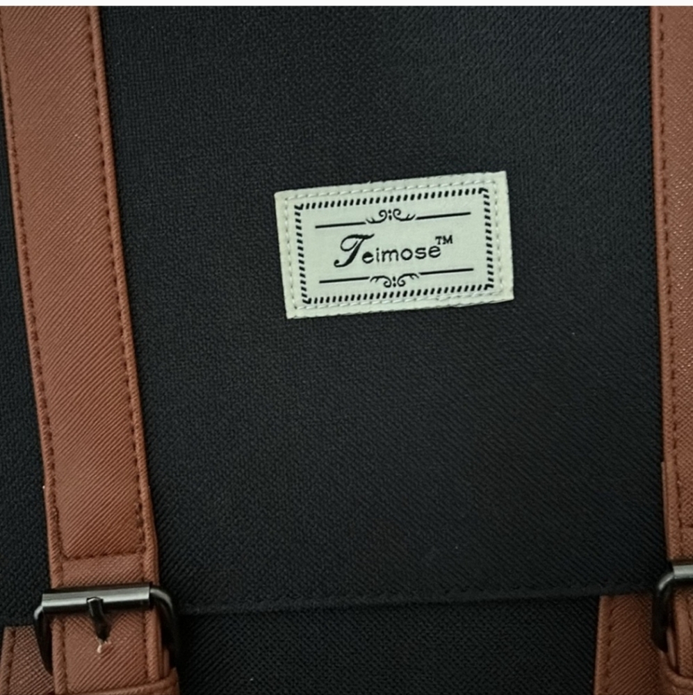 Teimose NWOT Large USB Backpack - Picture 2 of 10